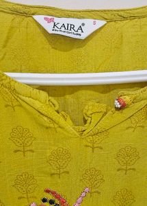 Kaira Embroidered Kurta