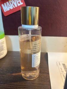Victoria&#39;s Secret Almond Blossom &amp; Oat Milk Mist