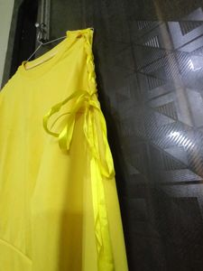 Yellow Top