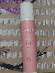 Aqualogica Radiance+ Dewy Sunscreen