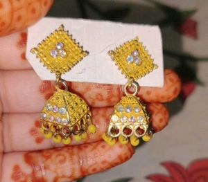 Preety Earings