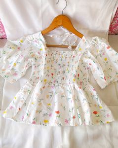 Cute Floral Print Smokey Top