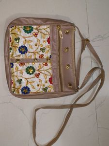 Embroidered Shoulder Bags - Set of 2