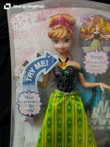 Disney Frozen Anna Singing Doll NIB