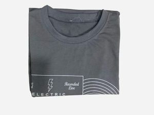 Graphic tee