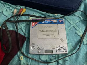 Portable CD Player Working