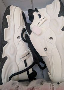 men&#39;s sneakers
