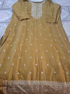 Elegant Embroidered designer Kurta.pant with dupat