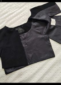 Chic Black Cropped Jacket