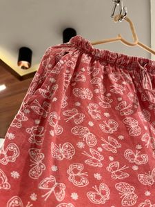 Regular Red Shorts