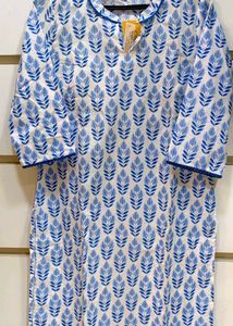 AURELIA Women Printed Straight Kurta