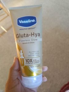 Vaseline Gluta-Hya Serum - In - Lotion