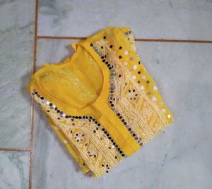 Yellow mirror work lakhnavi kurt
