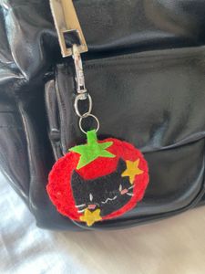 Cute handmade felt keychain 🍎💗😘