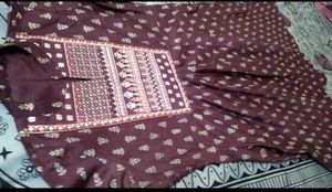 Elegant Embroidered Kurta