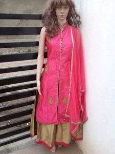 Lahenga Choli ,Goen ,Dress