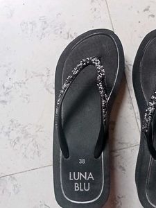 Luna Blu Black Embellished Flip Flops