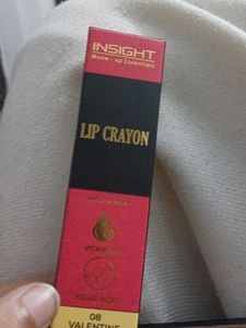 Set of 2 lip crayons