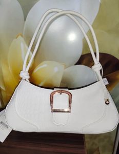 Savana White Baguettes Bag