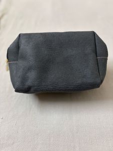 🆕Oriflame Women Grey Poetry Pouch