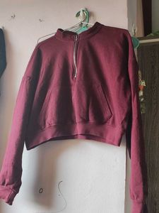Crop Sweatshirt