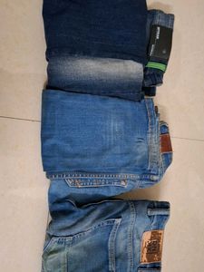 PACK OF 3 BLUE DENIM JEANS (28)