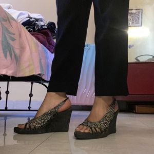 Shiny Wedge Heels