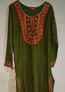Women Olive Green Embroidered Kurti