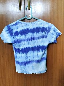 BASIC LIGHT BLUE TOP