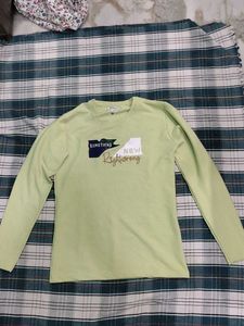 Green Graphic Print Long Sleeve Top