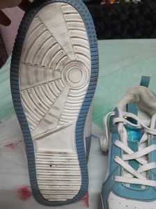 Zudio Sneakers