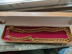 Imported 916 Gold Plated Chain Along With American Dimond Ladies Finger Ring