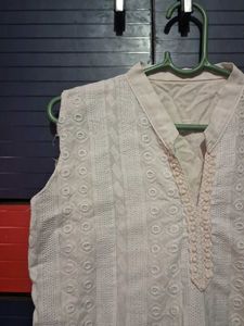 White Thread Work Kurta