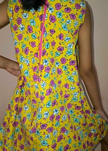 Girl Clothes -dress For Daily Use ( Pre- Loved)
