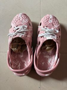 girl women Cute Pink Clogs