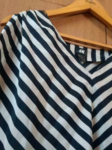 H&amp;M Striped Tunic Top