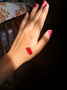 Sugar Pop Satin Matte Luxe Lipstick Shade 01 Daisy