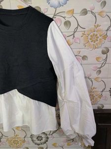 Korean Vibes Top With Full Puffed Sleeves