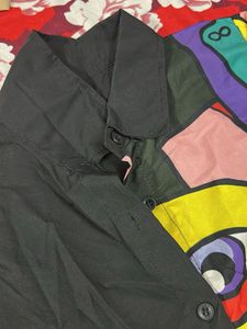 Unique Graphic Print Crop Shrit