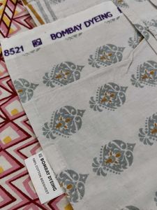 Bedsheet With pillow Covers