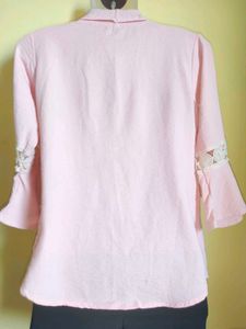 BOGO🎁Buy One Get 1 Free🎁 Pink Top Size M