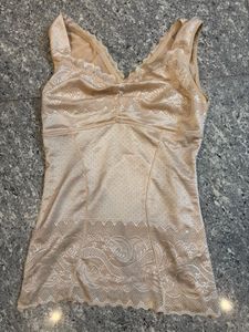 Vintage Lace shapewear (stretchable)