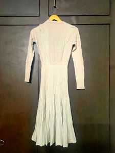 LIGHT BEIGE WOOLEN DRESS