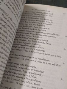 Romeo and Juliet - Shakespeare