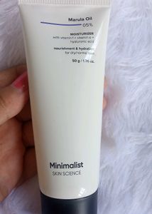 Minimalist skin and hair care
