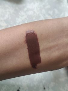Samshbox Foundation+Free Myglamm Lipstick