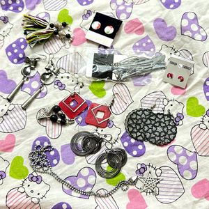 10 ITEMS SALE | 9 EARINGS &amp; 1 Necklace