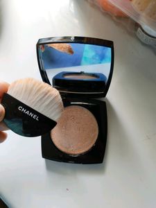 CHANEL Lumier Powder 10 Ivory