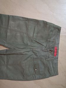 Olive Green Cropped Cargo Pants