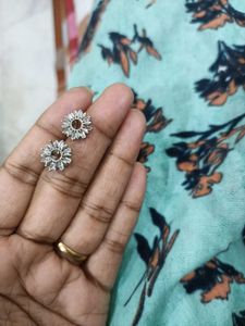 Silver Flower Earrings